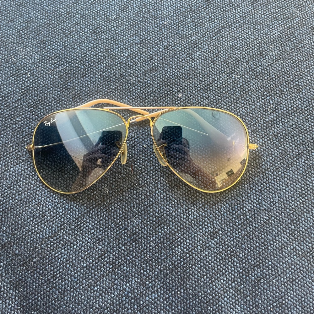 ⭐️⭐️⭐️⭐️Rayban blue gradient aviators ⭐️⭐️⭐️⭐️